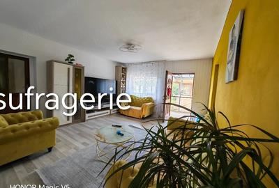 Casă cu 6 camere cu Teren 907 Mp în Moșnița Nouă