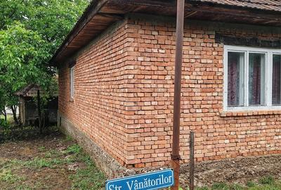 Casă cu 2 camere cu Teren 12 Mp în Giurtelecu Hododului - 8
