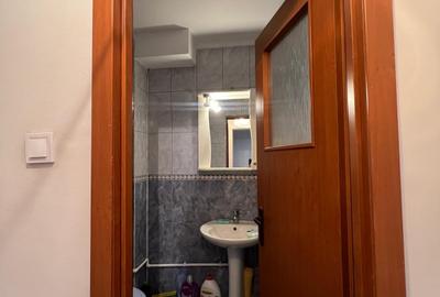 Apartament cu 44 camere decomandat în Casa de Cultură - 8