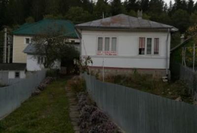 Casă cu 4 camere cu Teren 460 Mp în Soveja - 3