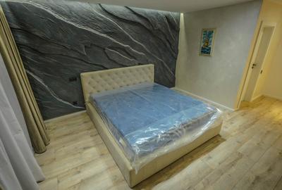 Apartament cu 3 camere decomandat în Exterior Vest