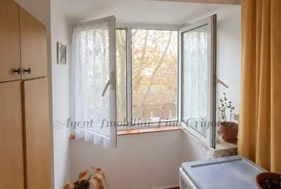 Apartament cu 2 camere decomandat în Gară