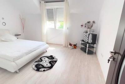 Casă cu 4 camere în Grivița - 3