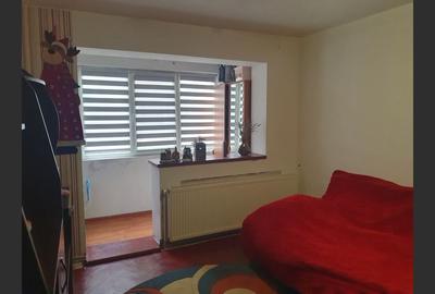 Apartament cu 3 camere decomandat, mobilat în Central - 2