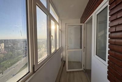 Apartament cu 2 camere semidecomandat în - 15