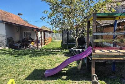 Casă cu 1 camere cu Teren 700 Mp în Variaș
