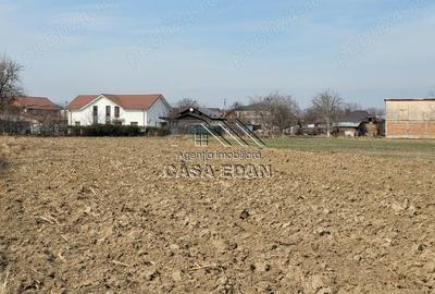 Casă cu 4 camere în Filipeștii de Târg - 1