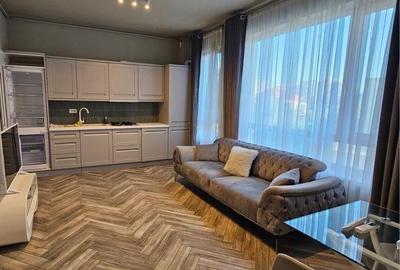 Apartament cu 2 camere semidecomandat în Central