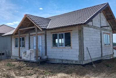 Casă cu 2 camere în Malcoci - 2