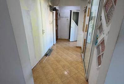 Apartament cu 4 camere în Militari