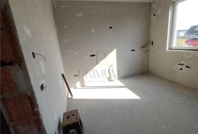 Duplex cu 4 camere cu Canalizare în Moșnița Nouă - 6