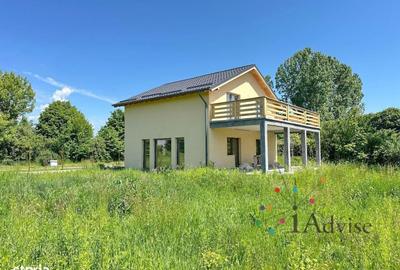Casă cu 4 camere în Hălchiu