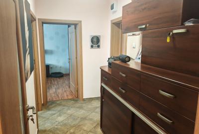 Apartament cu 3 camere semidecomandat în Gemenii - 8