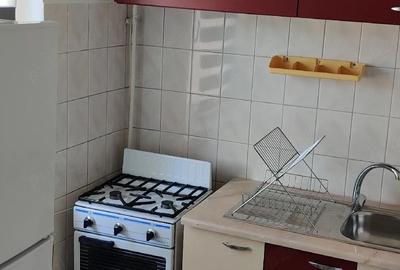 Garsonieră decomandată în Traian
