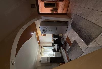 Apartament cu 3 camere semidecomandat în Central - 4