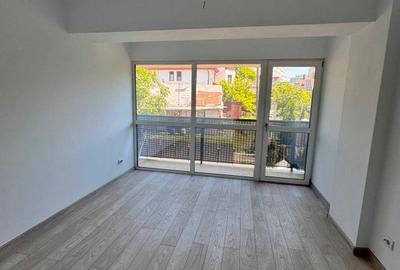 Apartament cu 2 camere în Tudor Vladimirescu