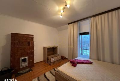 Casă cu 5 camere cu Teren 7145 Mp în Central - 4