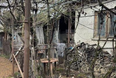 Casă cu 2 camere cu Teren 2000 Mp în Nușfalău