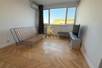 Apartament cu 3 camere semidecomandat, mobilat în Iancului