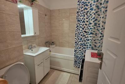 Apartament cu 2 camere decomandat în 1 Decembrie 1918