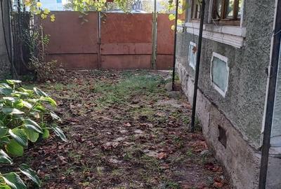 Casă cu 3 camere cu Teren 1840 Mp în Exterior Vest - 2