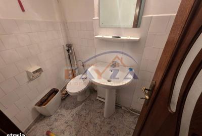 Apartament cu 3 camere decomandat în Traian - 15