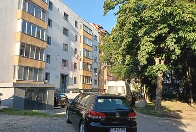 Apartament cu 2 camere semidecomandat în Dorobanților