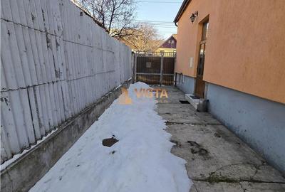 Casă cu 4 camere cu Teren 396 Mp în Florilor - 9