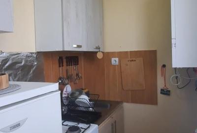 Garsonieră decomandată în Iosia