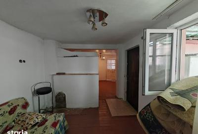 Casă cu 8 camere cu Teren 1150 Mp în Blăgești - 11