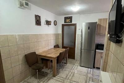 Apartament cu 3 camere decomandat, mobilat în Bartolomeu - 5
