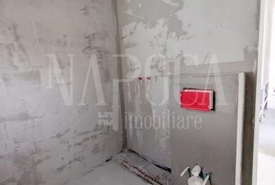Casă cu 4 camere cu Teren 430 Mp în Sânmartin