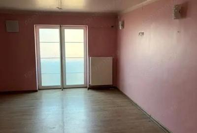 Casă cu Teren 500 Mp în Central