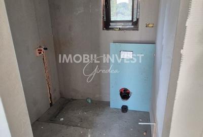 Casă cu 3 camere cu Teren 300 Mp în Cetate