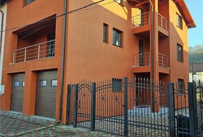 Casă cu 6 camere cu Teren 500 Mp în Central - 8