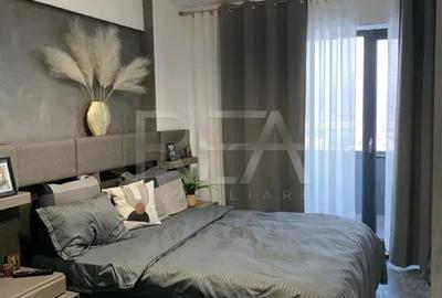 Apartament cu 2 camere semidecomandat, mobilat în Păcii - 2