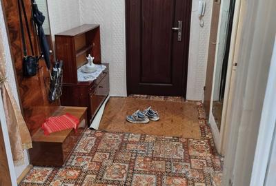 Apartament cu 4 camere decomandat, mobilat în Berceni - 1