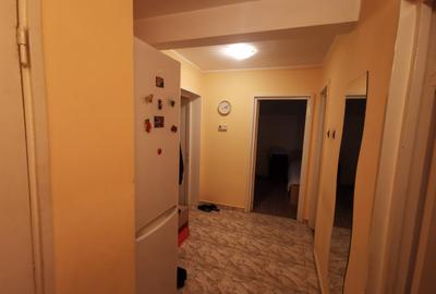 Spațiu comercial, de 80 mp, în Ultracentral - 8