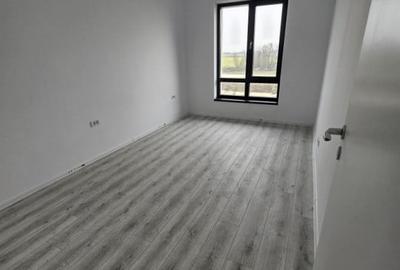 Casă individuală cu 4 camere cu Canalizare în Central - 8