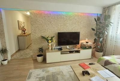 Apartament cu 2 camere semidecomandat, mobilat în Hipodrom 1