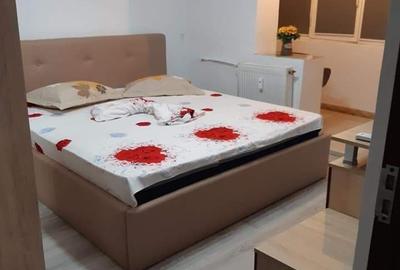 Apartament cu 3 camere decomandat în Central - 6