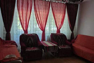 Apartament cu 2 camere semidecomandat în Lacul Tei