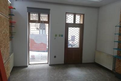 Spațiu comercial, de 25 mp, în Central - 2