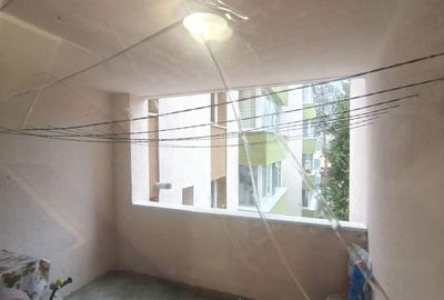 Apartament cu 2 camere decomandat în Dâmbu Pietros - 3