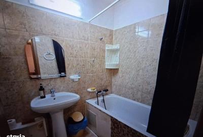 Garsonieră decomandată în Colentina