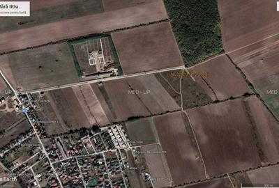 Teren de 600 mp, în Ostratu