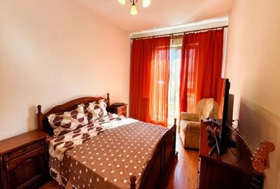Apartament cu 2 camere decomandat în Tractorul - 1