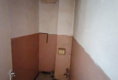Apartament cu 3 camere decomandat în Central - 1