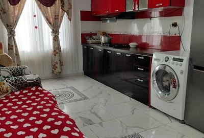 Casă cu Teren 400 Mp în Băjani