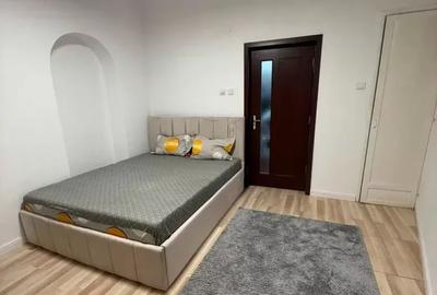 Garsonieră decomandată, mobilată în Sala Palatului